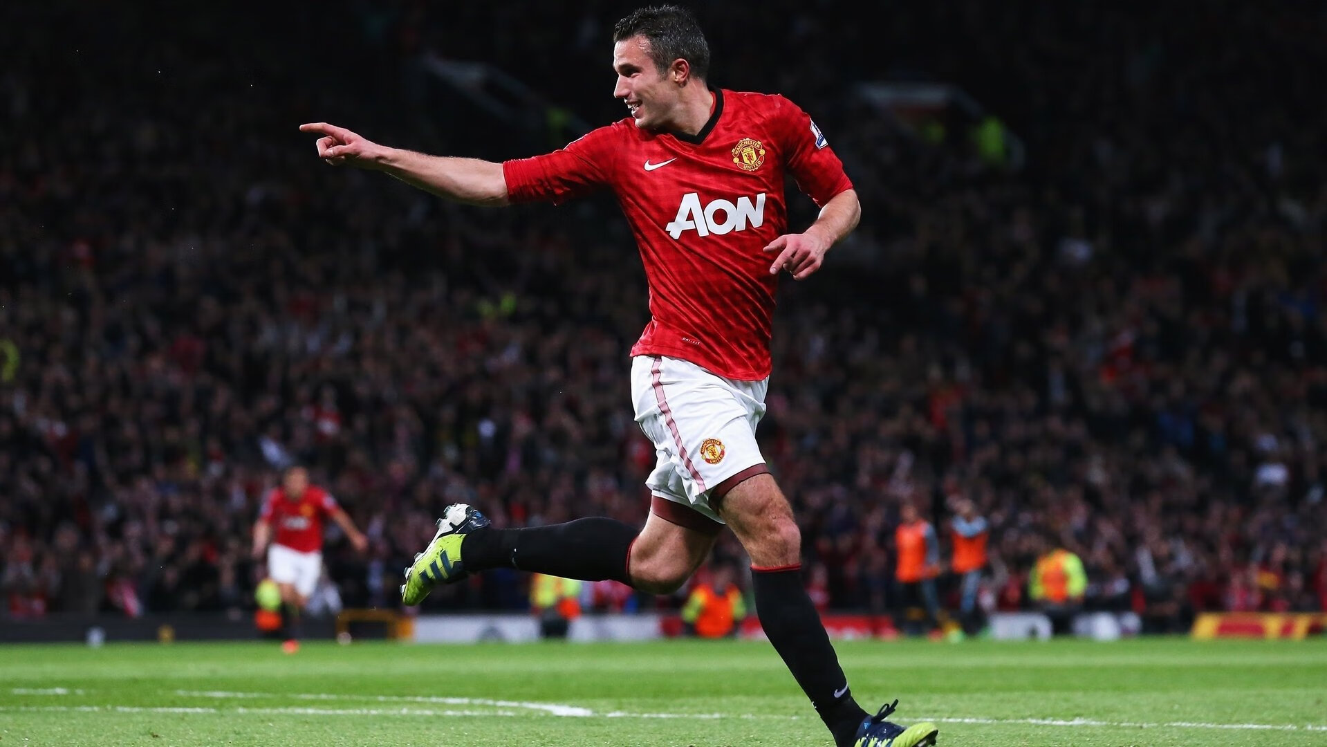 mk体育入口-国际足球赛季盘点:曼联状态持续上升,排名升至前四,新赛季曼联